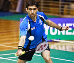 Indian shuttlers disappoint in Japan